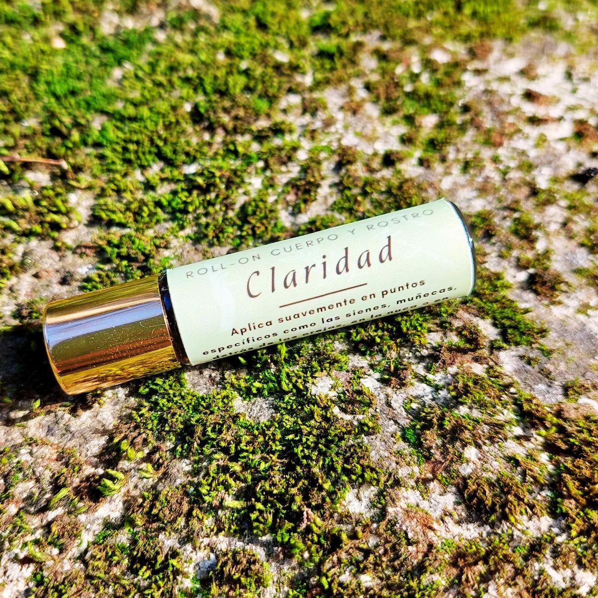 Roll-on de aromaterapia Claridad – Menta, lemongrass y ámbar Kashmir