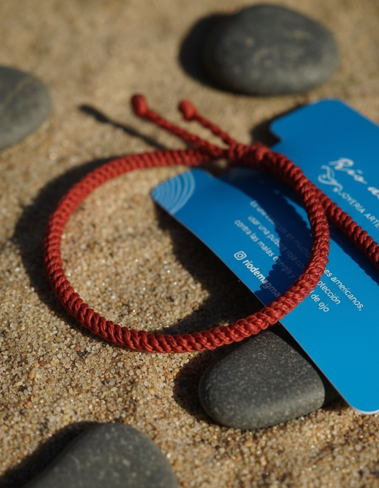 Set de 2 Pulseras Rojas de Protección (Pareja/Amig@s) | Tejidas a Mano