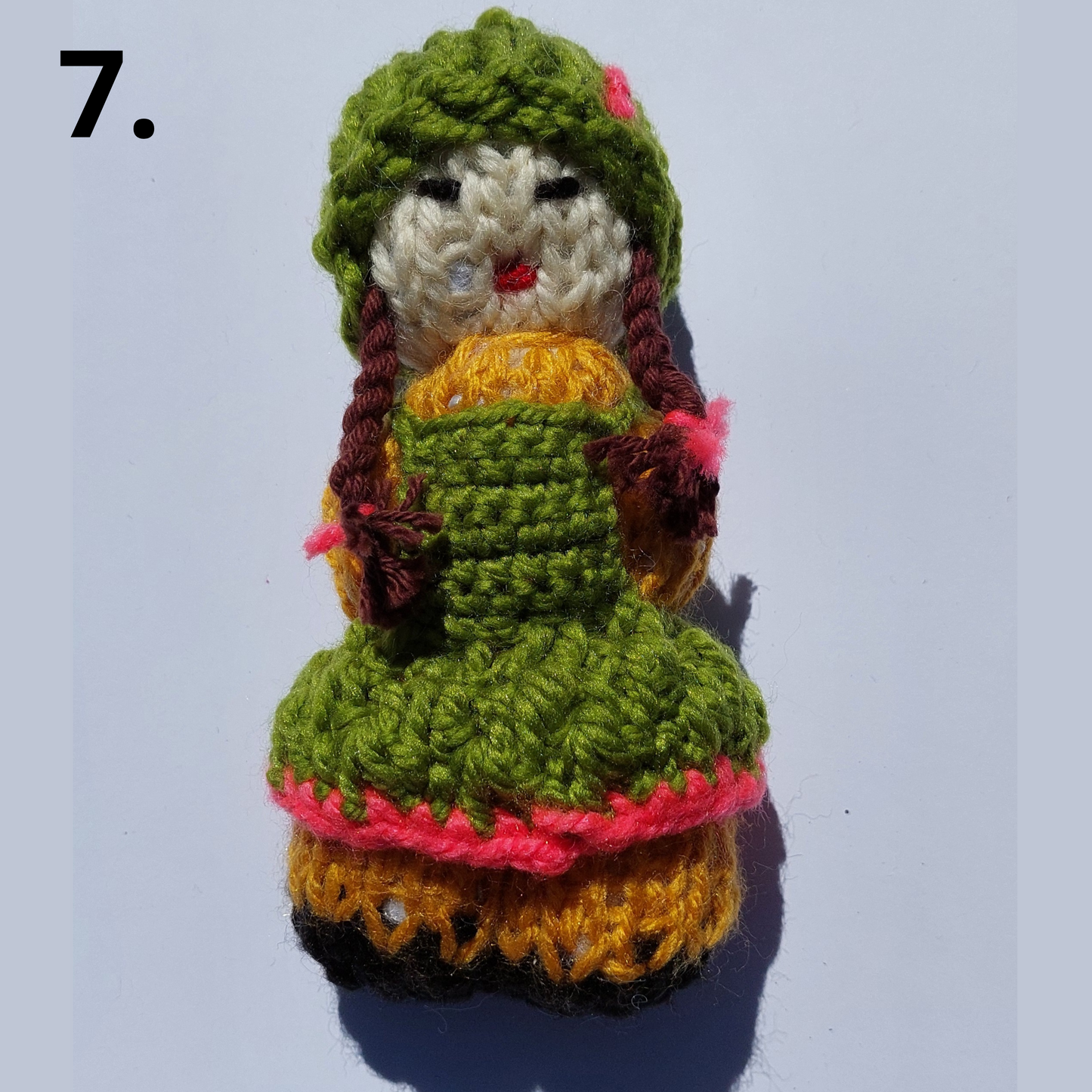 Muñecas Tejidas Artesanales. Pequeñas Compañeras. Varios colores
