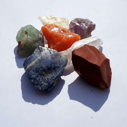 Set Cristales 7 Chakras en Bruto + Instructivo y Bolsa (7 Piedras)