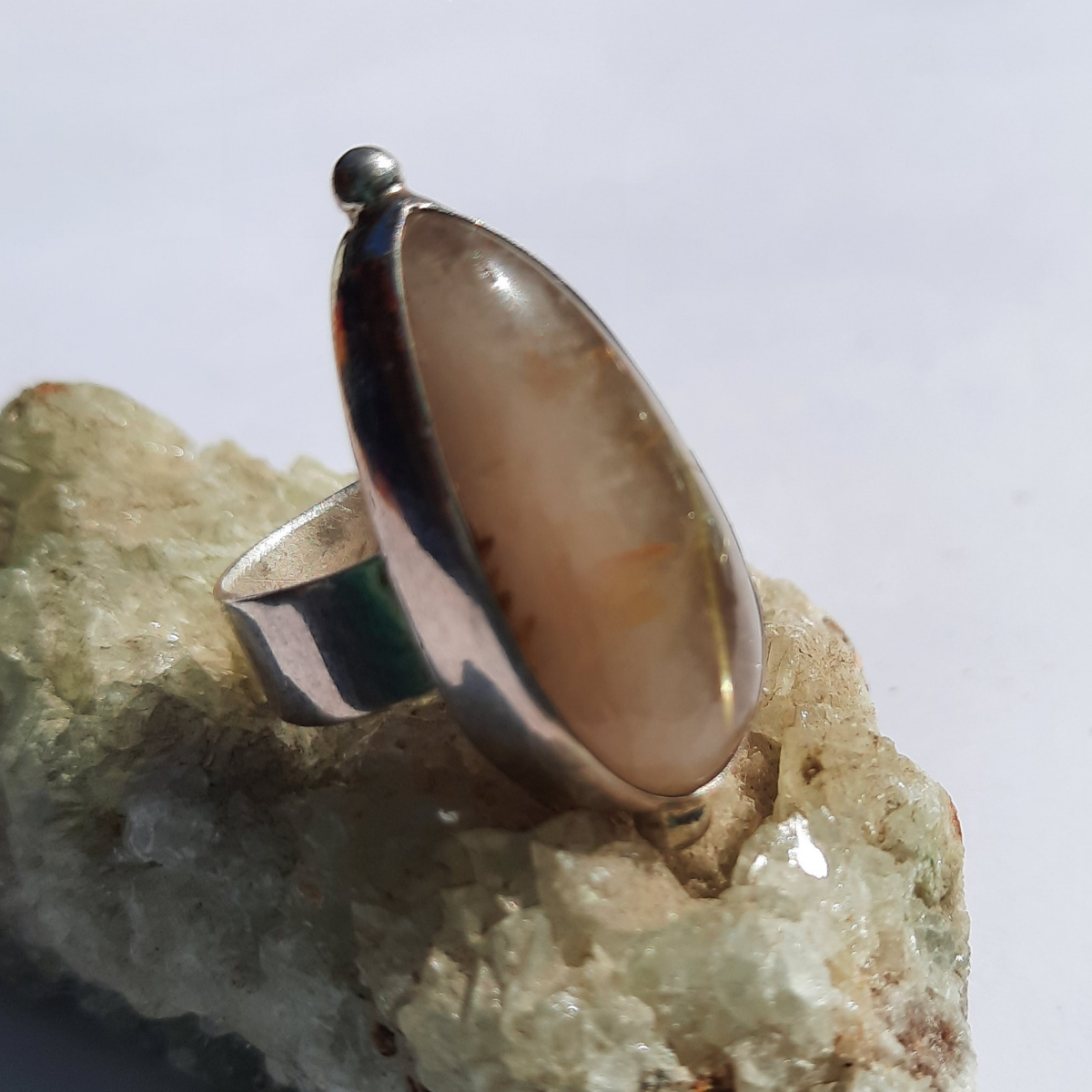 Anillo de Plata 950 con Cuarzo Rutilado Brasileño – Talla 10 (US 5.5) – Pieza única