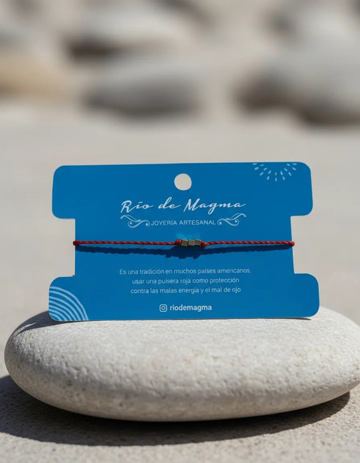 Pulsera Delgada Roja de Protección con Cubos de Bronce | Ajustable | Best Seller