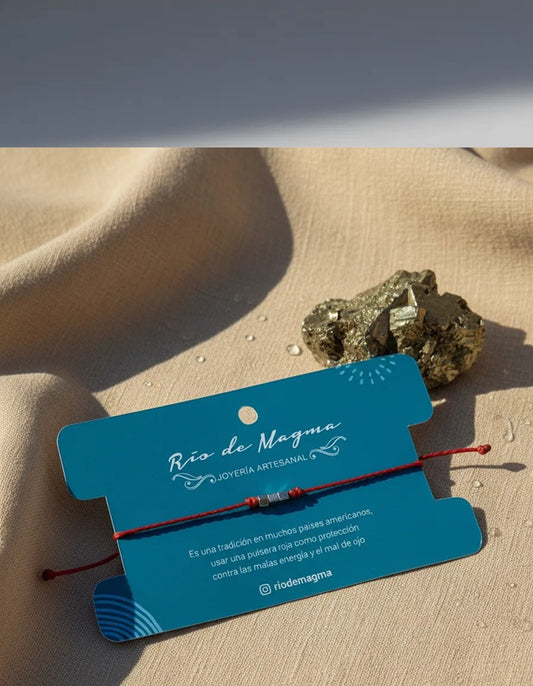 Pulsera Delgada Roja de Protección con Cubos de Plata 950 | Ajustable | Hecha a Mano