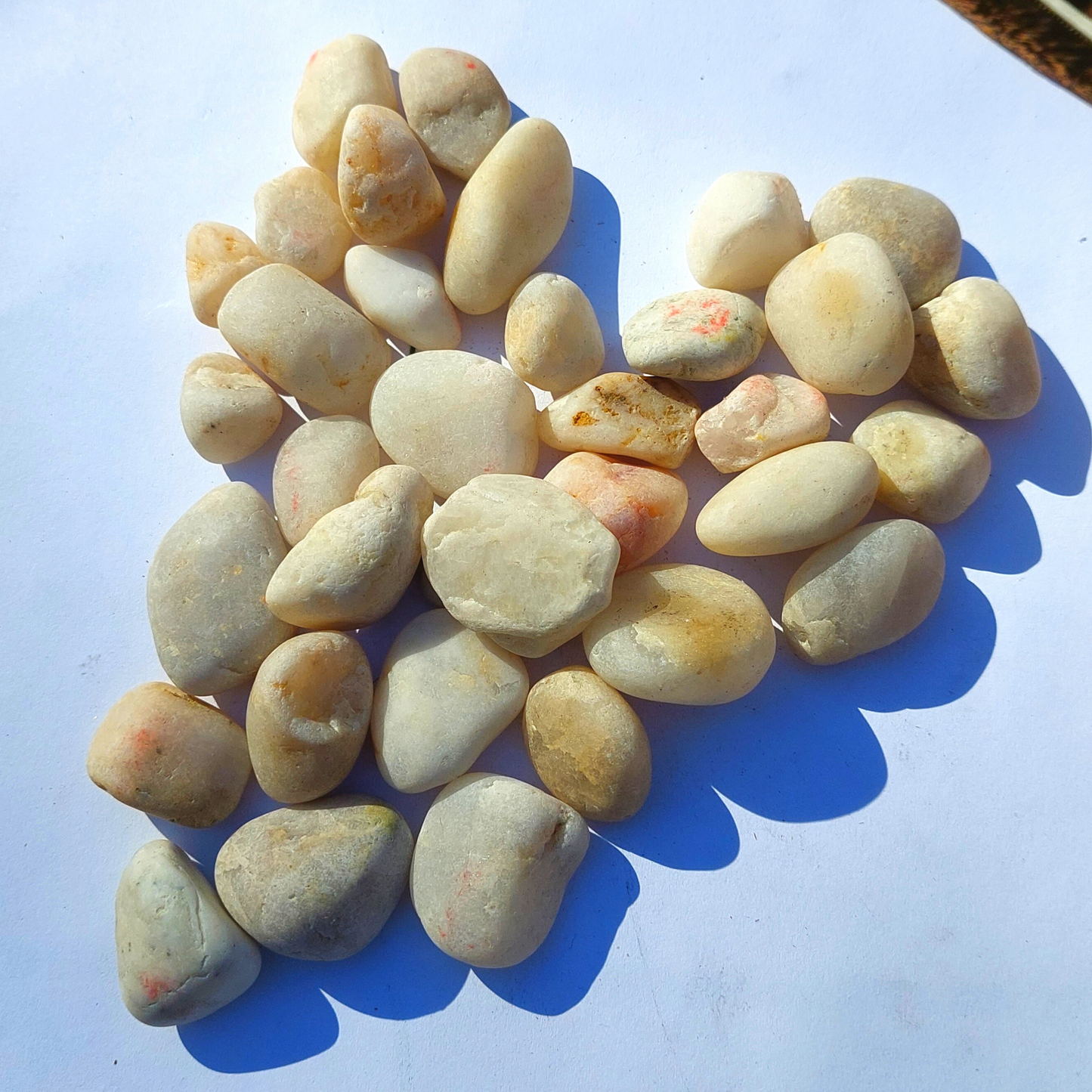 Cuarzo Blanco Chileno Rodado (2–3 cm) – Piedra de Bolsillo