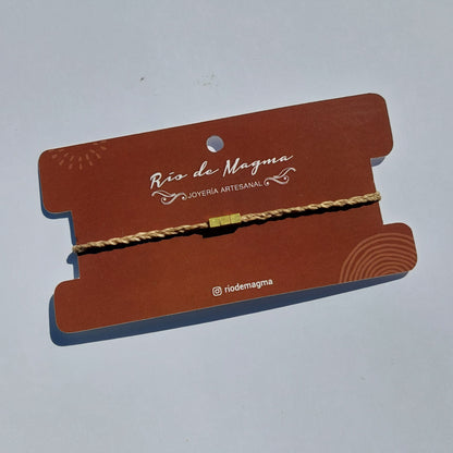 Pulsera Masculina Minimalista · 3 Cuentas de Bronce