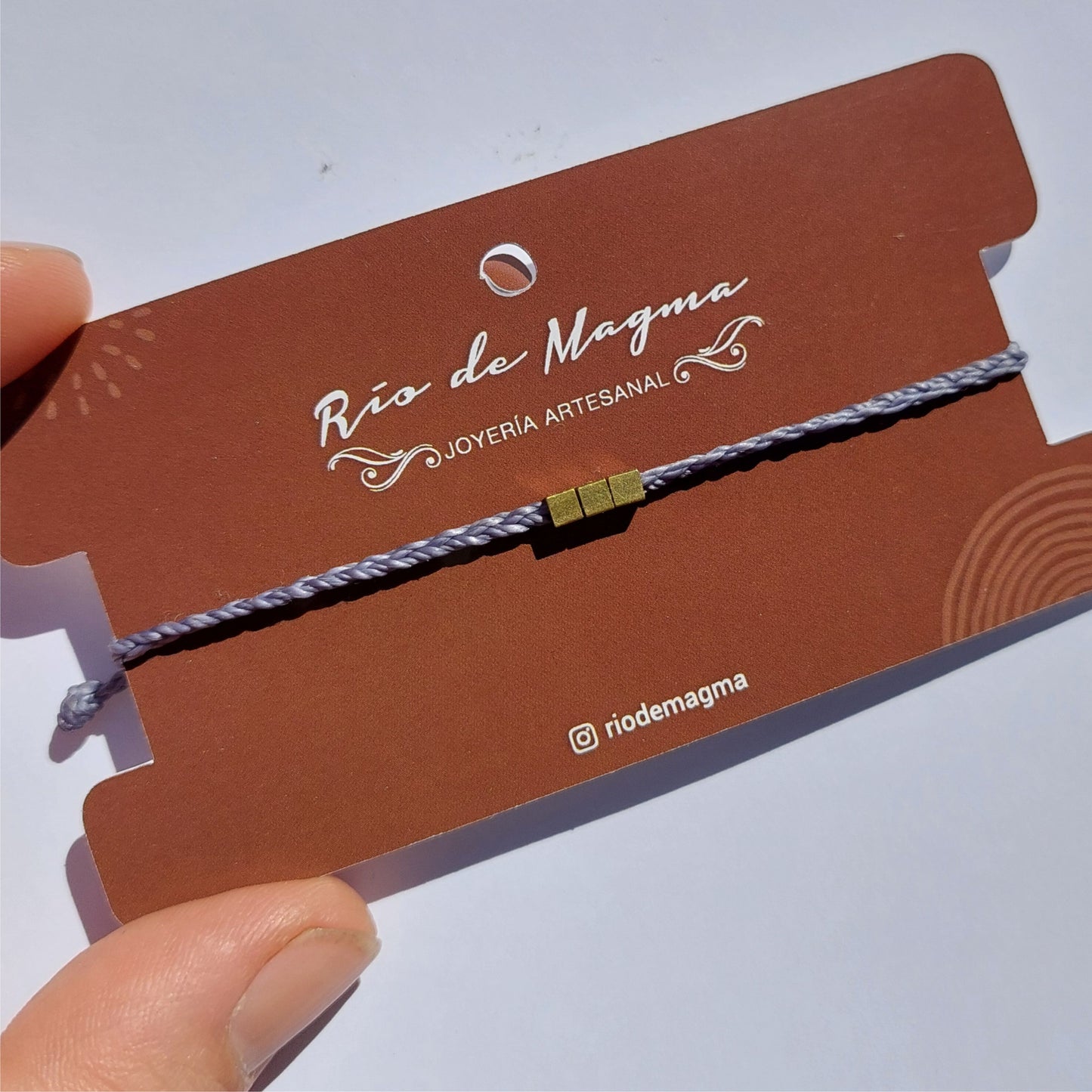 Pulsera Masculina Minimalista · 3 Cuentas de Bronce