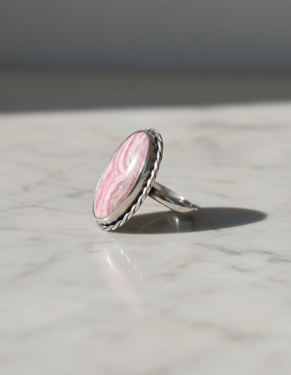 Anillo Ajustable de Plata 950 con Rodocrosita Argentina – Pieza única