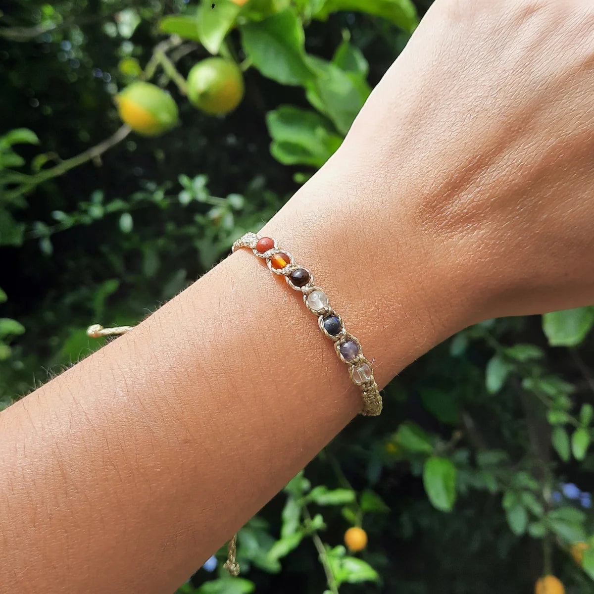 Pulsera 7 Chakras – Macramé con Piedras Naturales (elige tu color)