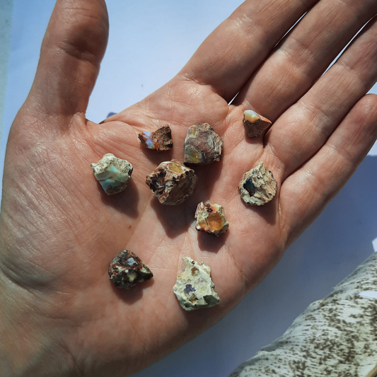 Ópalo Mexicano en Matriz | Piedra Natural Irregular (Unidad)